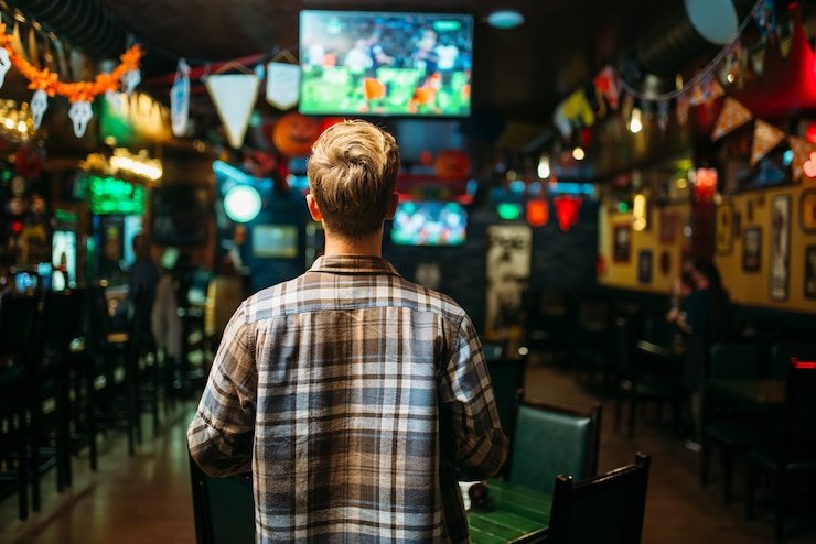 Pengguna menikmati permainan sports betting dan slot online dalam event terbaru di permata88